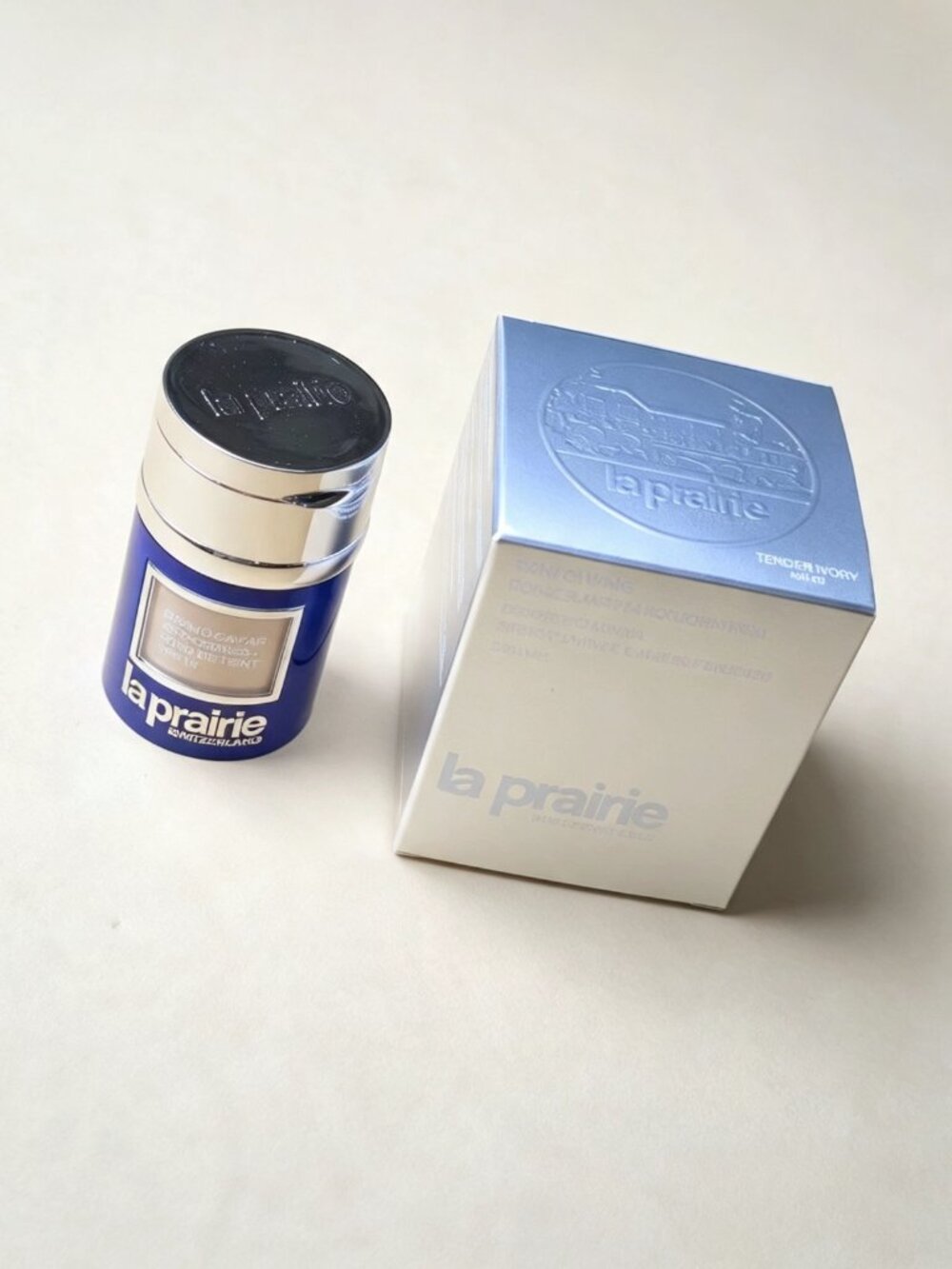 La Prairie Skin Caviar Concealer Foundation 10ml Travel Size NW10 Ivory